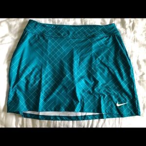 Nike golf skirt